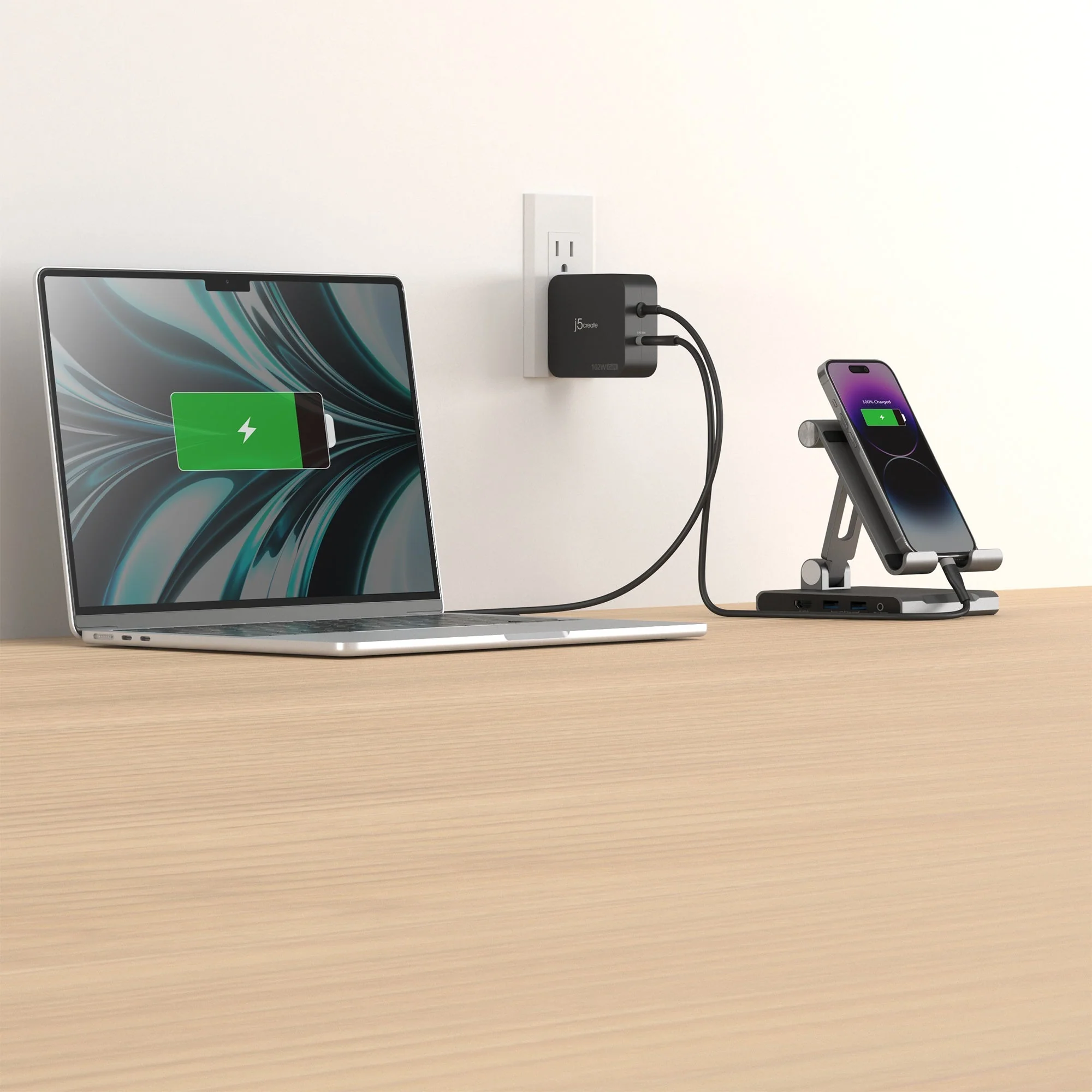 JUP25102 102W GaN PD USB-C® 2-Port Charger - Image 6