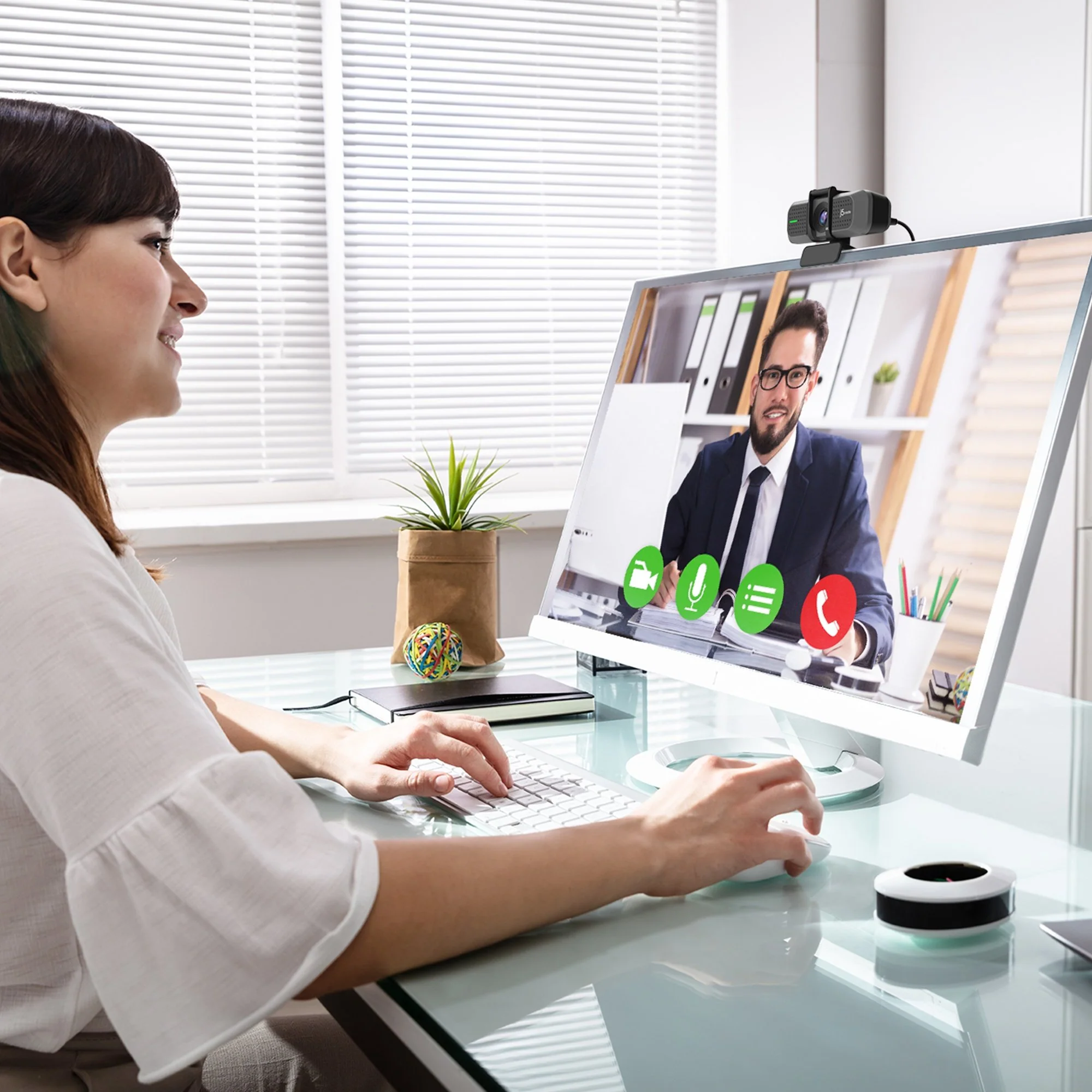 JVU430 USB™ 4K ULTRA HD Webcam - Image 6